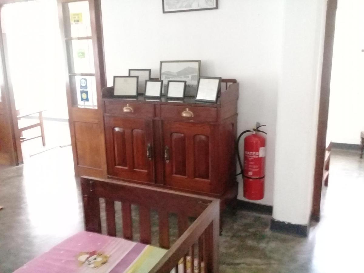 Village Headman'S Five Bedrooms Entire Bungalow Induruwa Exterior photo